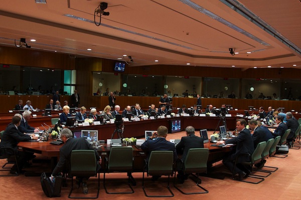 Los jóvenes parados de la UE deberán tener un empleo en un máximo de cuatro meses
