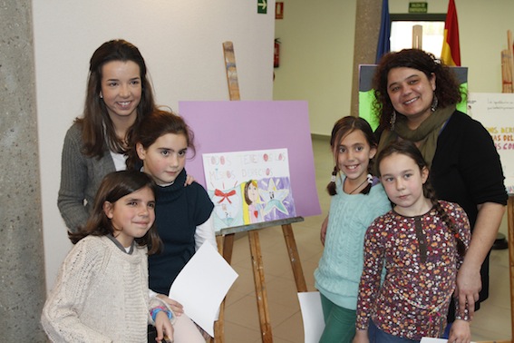 Los niños de las Rozas enseñan la Igualdad a través  de carteles