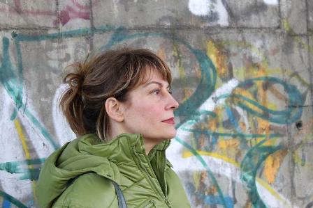 "Me quedo vacía para dejarme atravesar por las cosas que no me pertenecen"