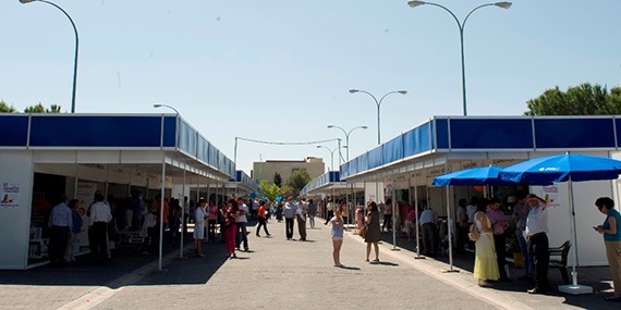 Los comercios sacan sus productos de las tiendas