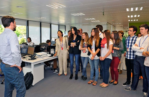 Los escolares de Pozuelo despejan dudas sobre su futuro laboral