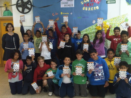 Los pequeños escritores solidarios ven publicada su obra