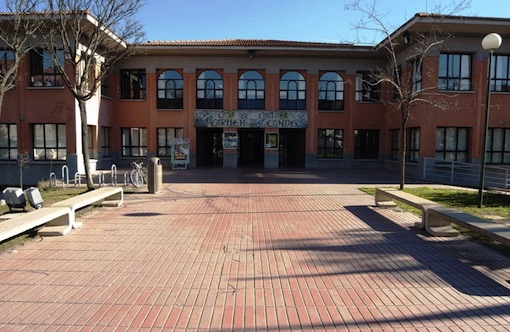 A las asociaciones locales les saldrá más barato usar el salón de actos de la Casa de la Cultura