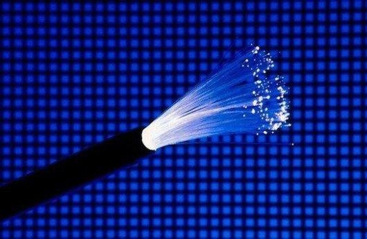 La fibra óptica, ¿monopolio de Movistar?