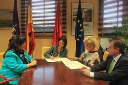 Pozuelo y la AVT se unen contra el terrorismo