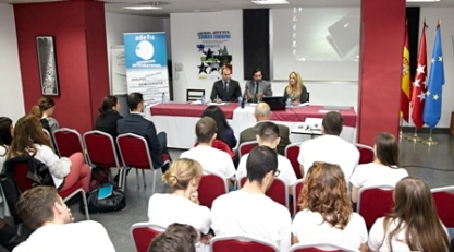 Los jóvenes expresan sus ideas en Las Rozas