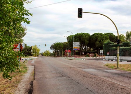 Nueva rotonda en la M-515 a la altura de Monteclaro