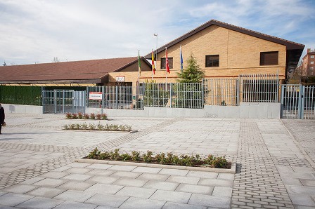 Nuevo acceso peatonal en el CEIP Ágora