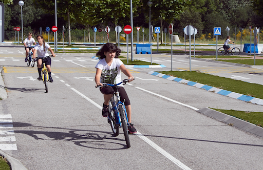 Las Rozas enseña educación vial a los escolares