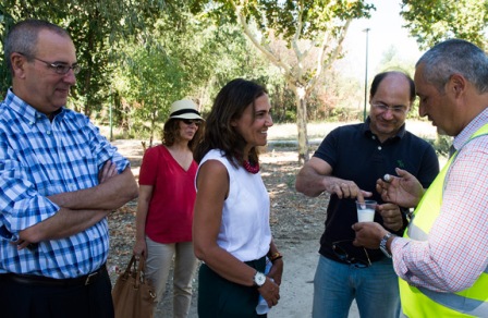 Pozuelo prueba el ‘pegamento ecológico’