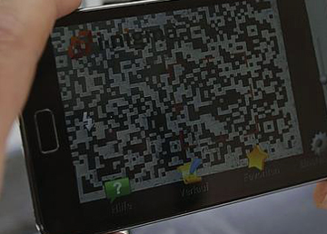 Los mayores podrán solicitar un dispositivo QR para sentirse más seguros fuera de casa