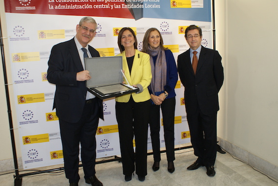 El Ayuntamiento de Pozuelo recibe un premio por su labor en la prevención del consumo de drogas
