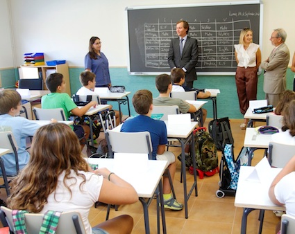 Las familias de Boadilla empiezan a recibir hoy las ayudas para libros y material escolar