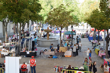 Sábado de Mercadillo al Aire Libre en Villaviciosa