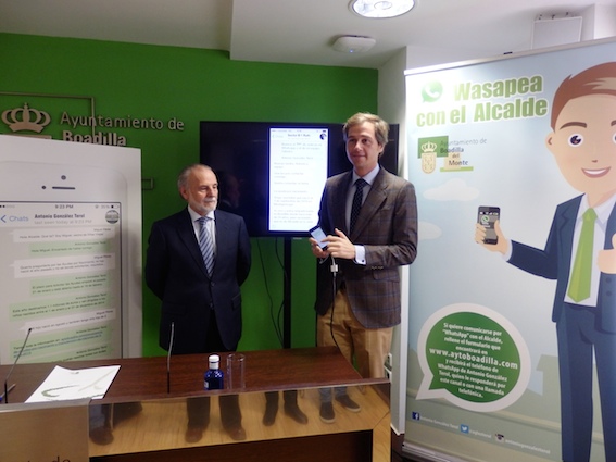 El alcalde de Boadilla hablará con sus vecinos por WhattsApp