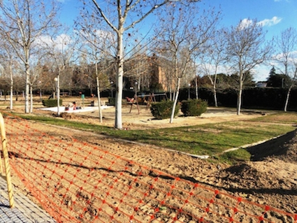 Majadahonda renueva el parque de La Rosaleda de las Víctimas del Terrorismo