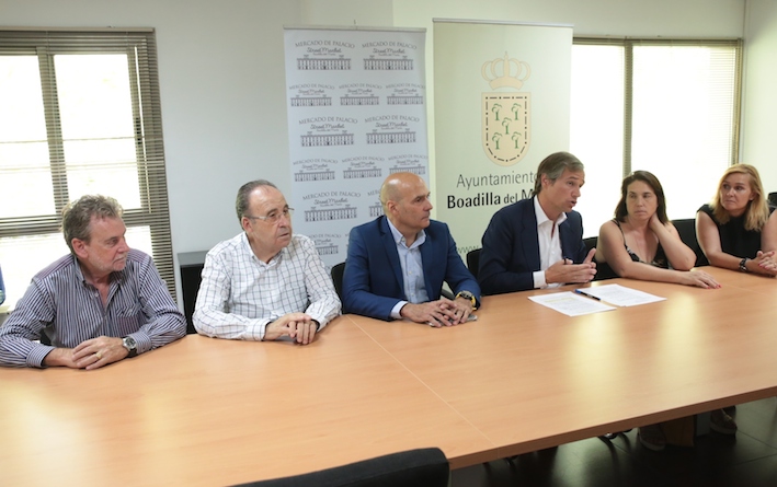 Más puestos, más comerciantes de Boadilla