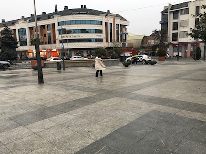 Majadahonda esparce sal ante la presencia de heladas