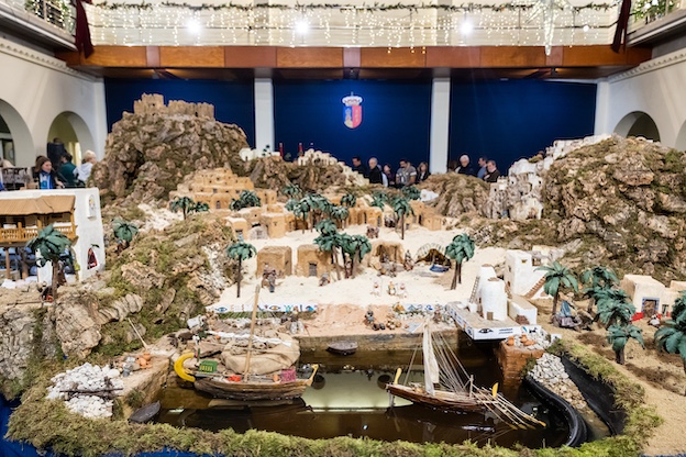 Un Bel&eacute;n de m&aacute;s de 80 metros cuadrados y 3 alturas