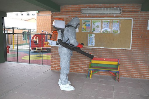 Boadilla desinfectará todos los centros educativos públicos para la vuelta en enero