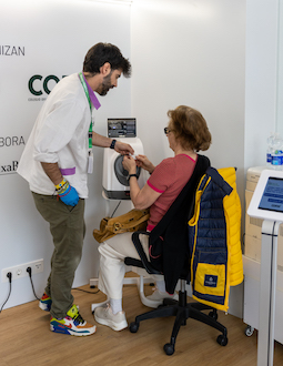 La unidad móvil "Aquí hay un farmacéutico en marcha" está en Pozuelo