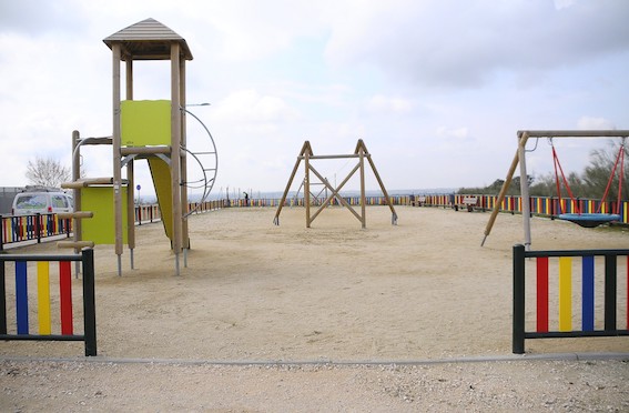Abiertos al público los dos nuevos parques de Cortijo Norte en Boadilla