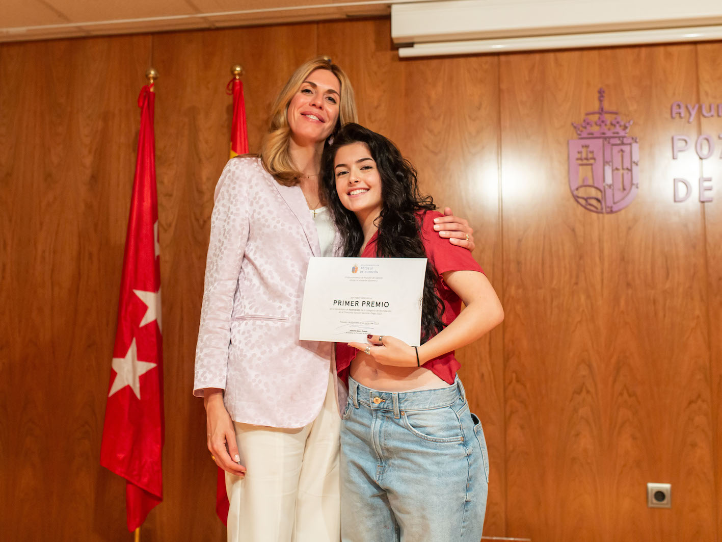 Pozuelo ofrece becas para jóvenes universitarios