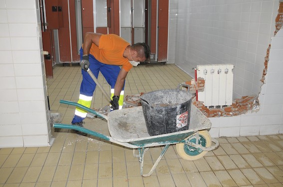 La Piscina Municipal Cubierta de Boadilla tendrá nuevos vestsuarios  en septiembre