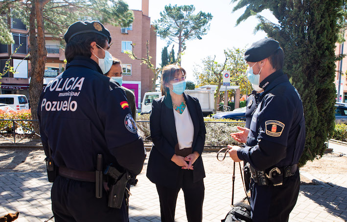 Pozuelo vigilará los botellones y controlará el horario de cierre de los locales en verano