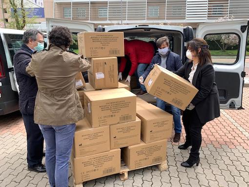 Pozuelo repartirá 100.000 mascarillas a domicilio a partir de este lunes