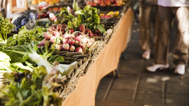 Los mercadillos de Las Rozas abren este sábado con todos sus puestos