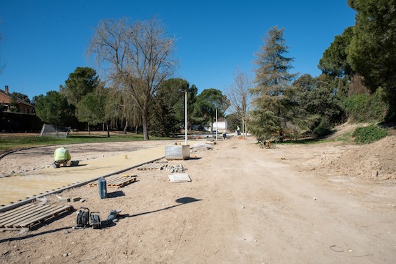 El parque Isla de la Toja de Boadilla contará con juegos infantiles nuevos y un área canina