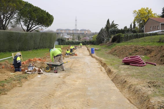 Una nueva senda peatonal y para ciclistas unirá La Cárcava y Viñas Viejas en Boadilla