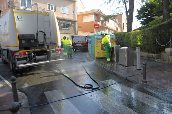 Limpieza a fondo de las calles de Boadilla