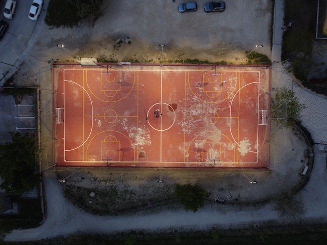 Las pistas deportivas de La Encina, Los Enebros y Valle del Roncal de Las Rozas ya tienen iluminación