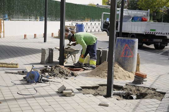 Mejoras en los accesos y en el aparcamiento del CEIP Teresa Berganza de Boadilla