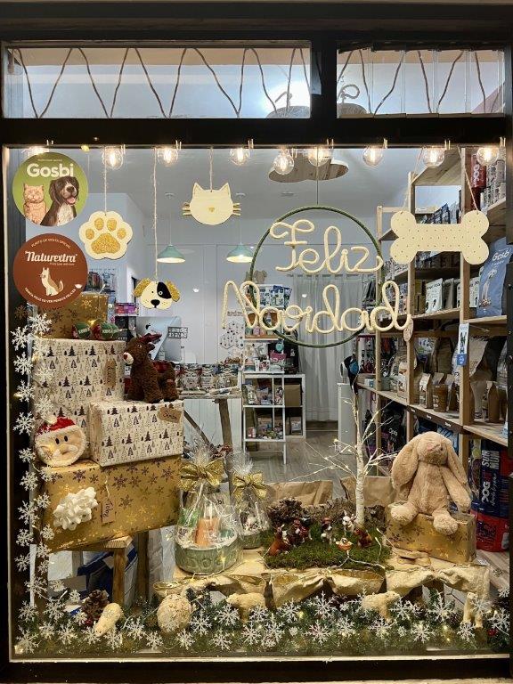 El mejor escaparate, Belén y balcón navideño de Las Rozas