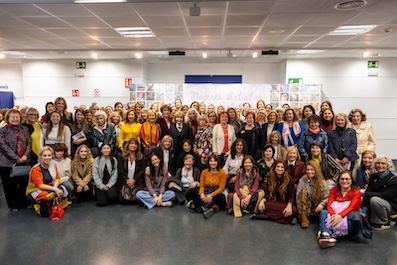 Cien Mujeres Artistas de Pozuelo comparten su obra en el MIRA