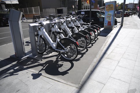 Hasta 3.000 euros de multa por mal uso de las bicis de alquiler