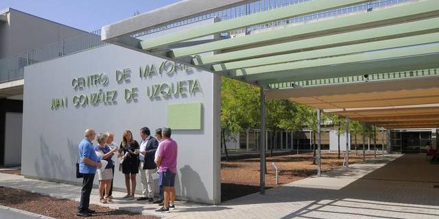 Boadilla renovará las matrículas de los mayores en las actividades de los centros por teléfono