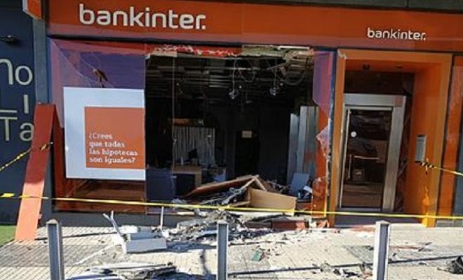 La Guardia Civil investiga el robo a un banco en Majadahonda