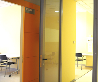 Salas de estudio para menores en la Casa de la Juventud de Boadilla