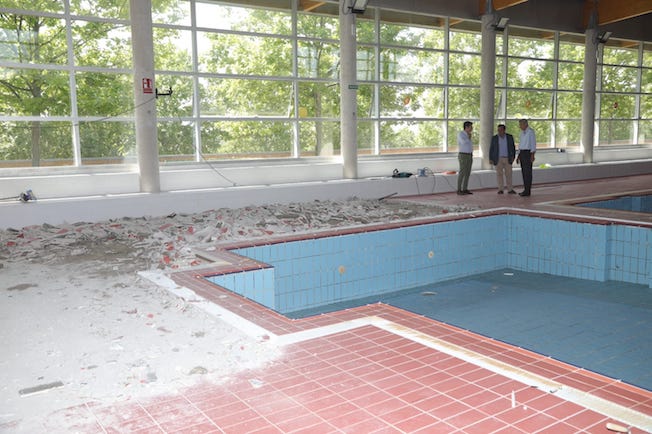Nueva zona de playas para la piscina cubierta de Boadilla