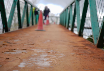 Renovación de las pasarelas peatonales y pasos inferiores de la M-505 en Las Rozas