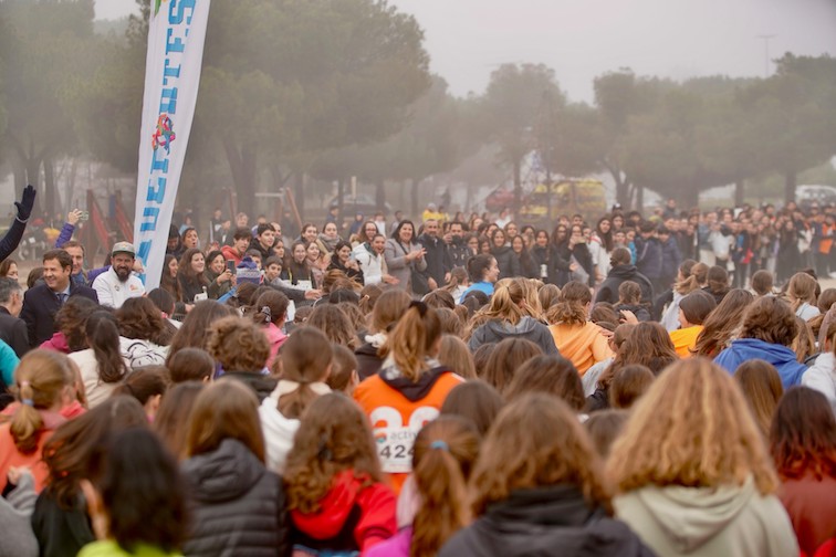Las Rozas camina hoy “con chanclas” por la Esclerosis Múltiple